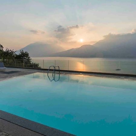 Poolside Apartment Cristina Белано Екстериор снимка