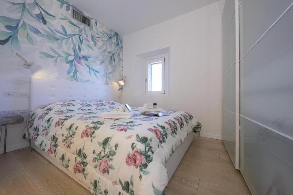 Poolside Apartment Cristina Белано Екстериор снимка