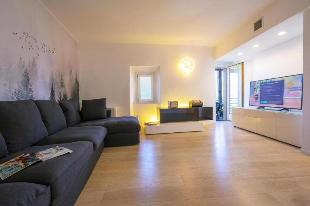 Poolside Apartment Cristina Белано Екстериор снимка